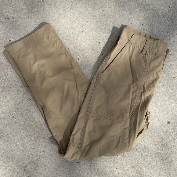 Mountain Hardwear Other - Men’s Mountain Hardware Hiking/Outdoor Pants